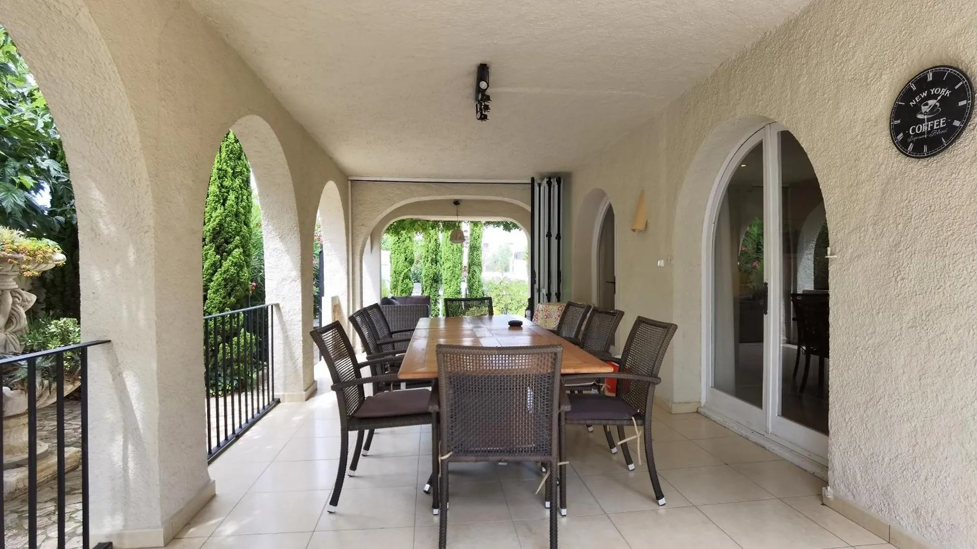 Leon Inmo Villa Royal - 10500 Empuriabrava
