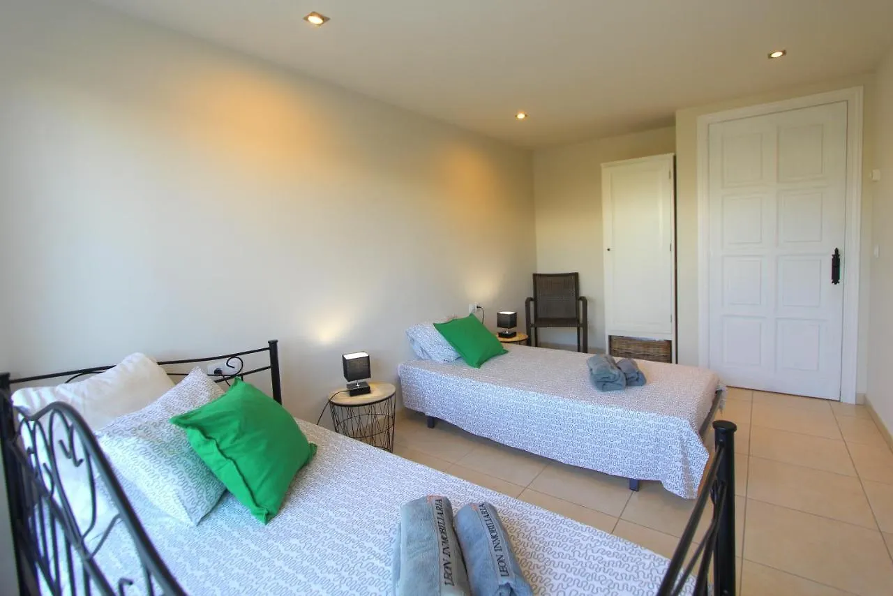Leon Inmo Villa Royal - 10500 Empuriabrava