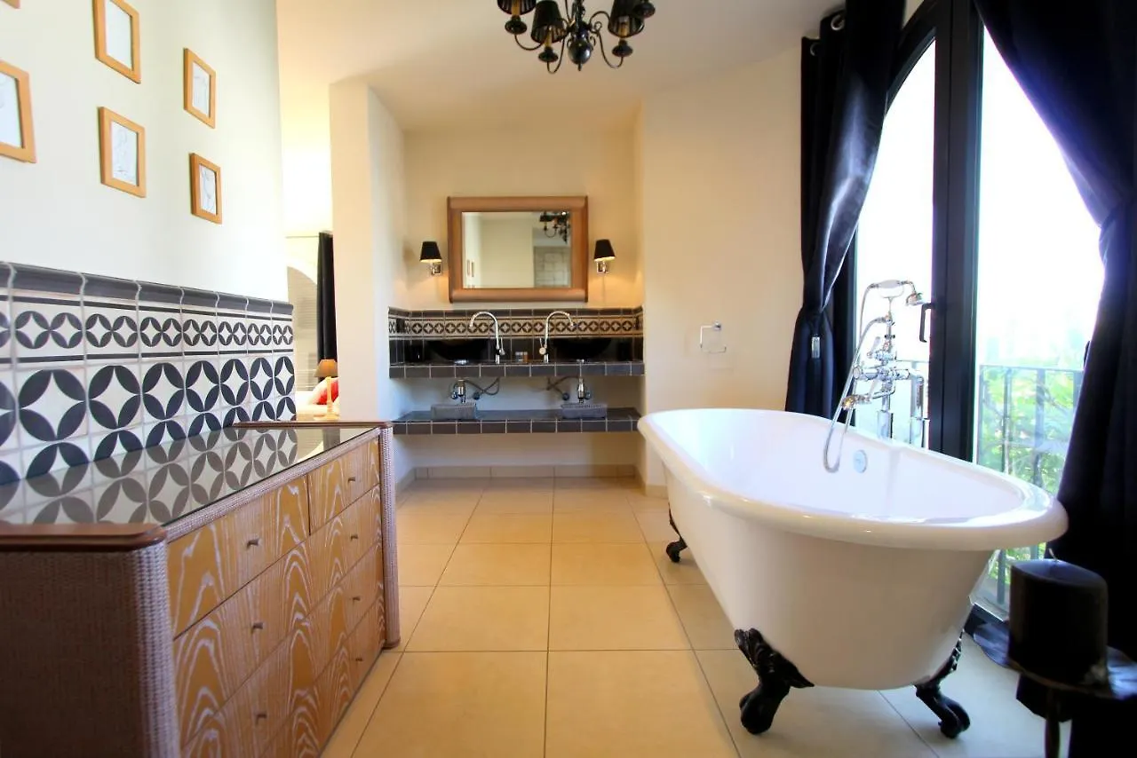 Leon Inmo Villa Royal - 10500 Empuriabrava