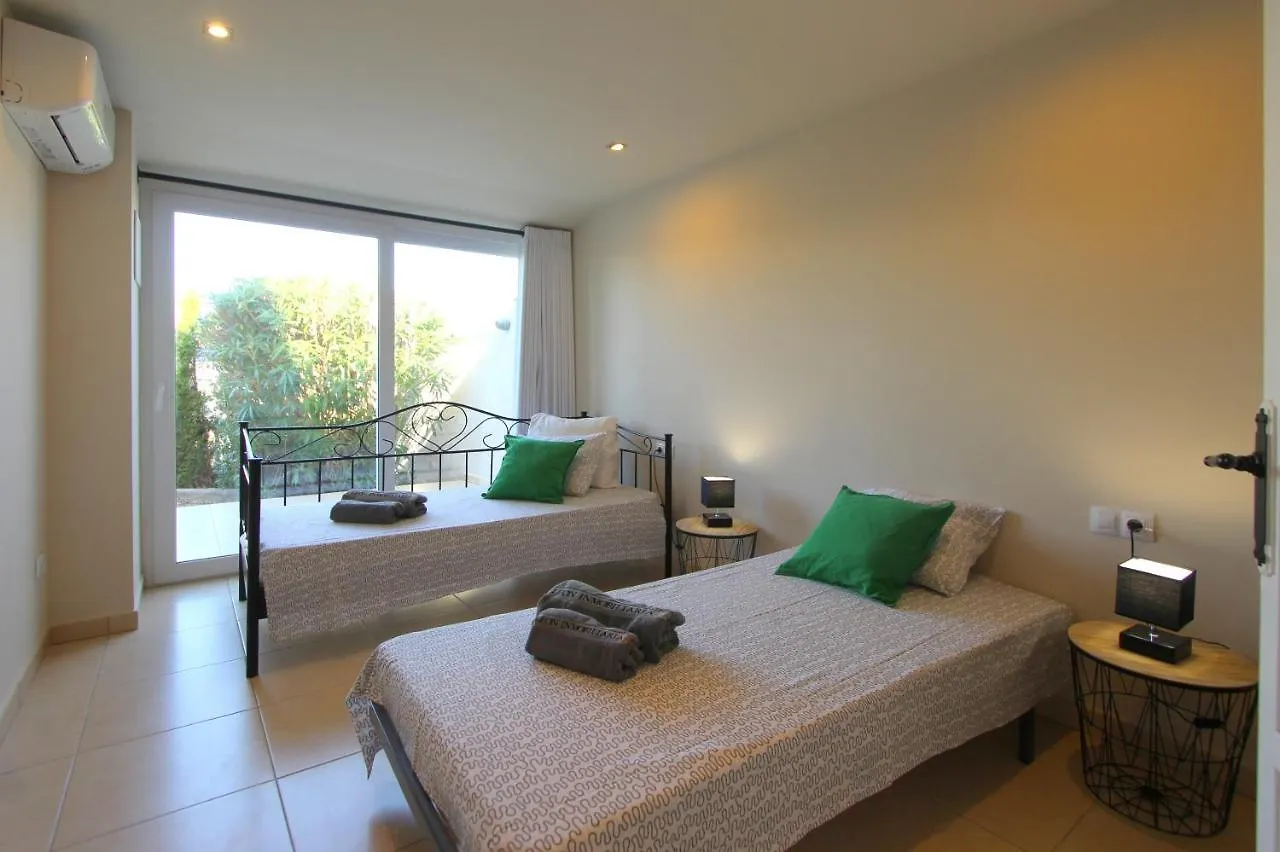 Leon Inmo Villa Royal - 10500 Empuriabrava